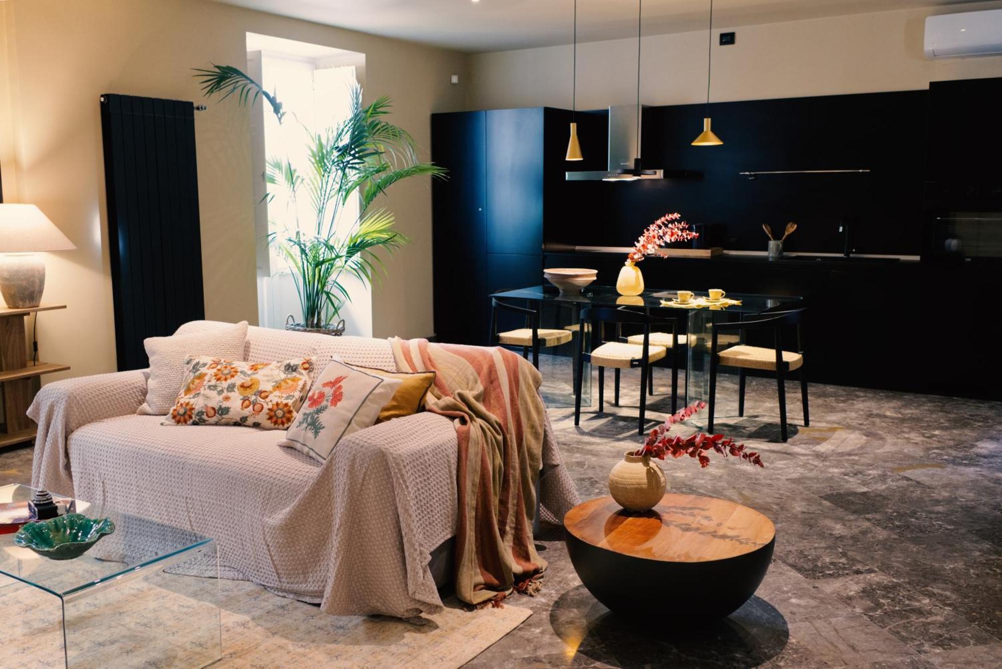 Apartment Palazzo Valguarnera - & Luxury Palermo
